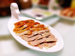 精品烤鸭-皇城根·烤鸭·鱼头·家常菜(欧亚大观乐活城店)