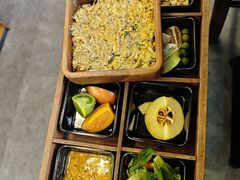 -花菇朵·云山雀 ll 野生菌锅·野果酸汤·精品滇菜(万柳店)