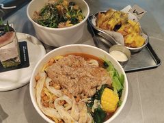 -W COLLECTIVE  DESSERT SHOP