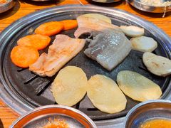 -韩国明洞碳烤肉(常平店)