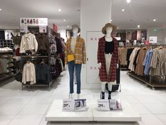 -优衣库(南京建邺万达广场店)