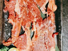 店家帮烤好的肉-炭虎烤肉(桂林路店)