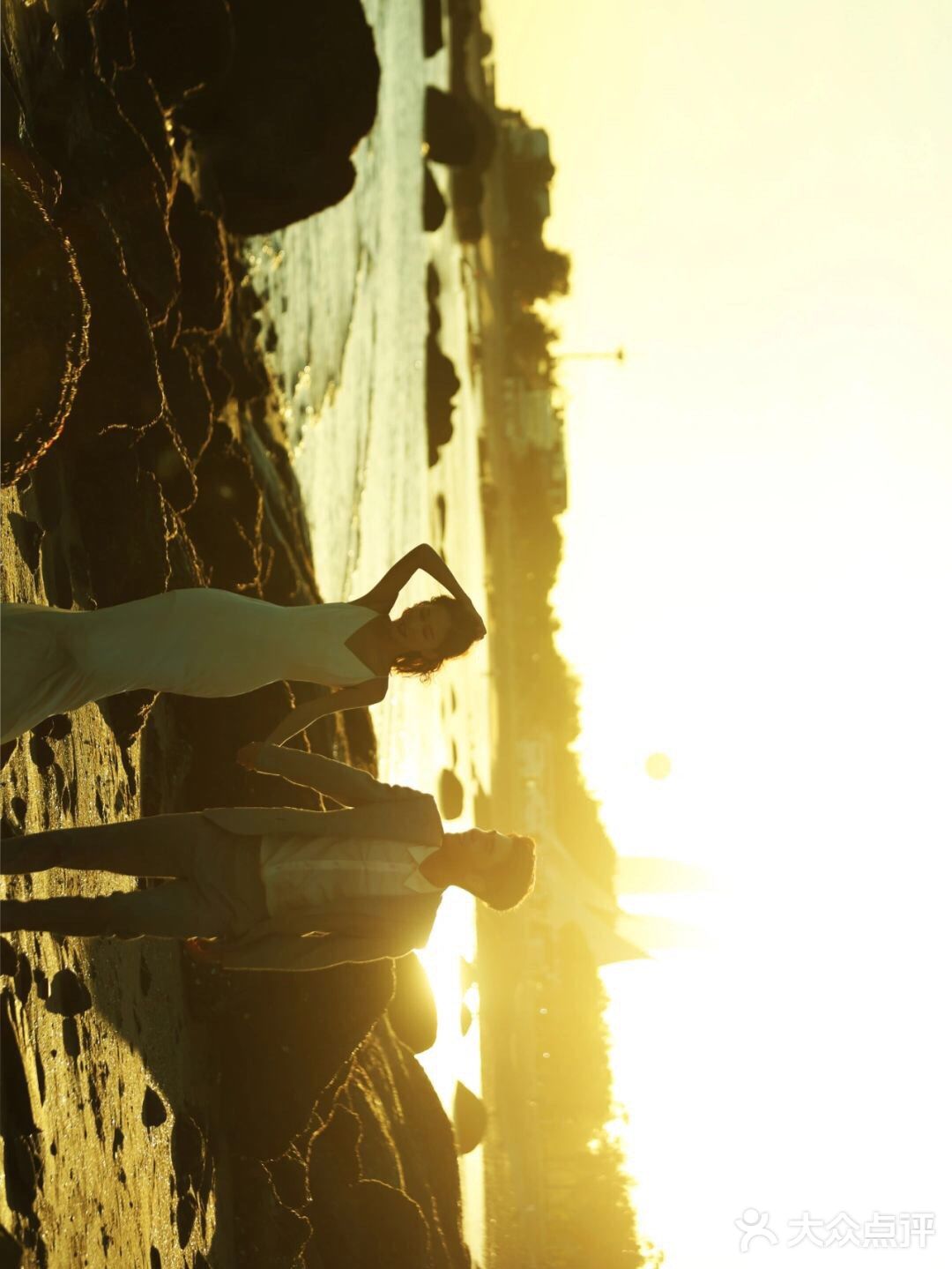 🌅馋哭闺蜜的婚纱照风格✨大连夕阳海景 🥳在大连拍摄婚纱照