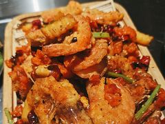 -马路牙子烧烤音乐酒馆(望京店)