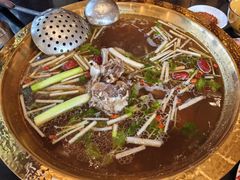-周老三跷脚牛肉·全牛火锅(非遗传承店)