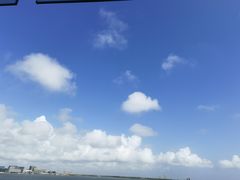 -上海滴水湖皇冠假日酒店
