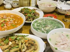 -雷祖芳老妈蹄花店