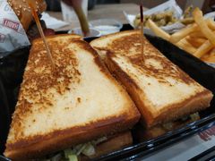 -The Habit Burger Grill 哈比特汉堡(复兴soho店)