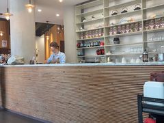 -莲餐厅·湖北菜·潜江小龙虾店(愚园路店)