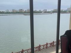-贝勒爷·酥不腻烤鸭