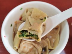 半菜半肉-古徽州馄饨店(宝安路店)
