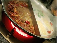 -湊湊火锅·茶憩(打浦桥日月光店)