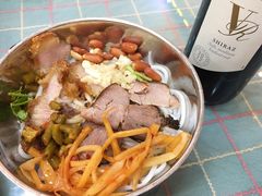 卤菜粉-红鼻子桂林米粉(金唐新光界店)