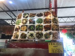-大树下海鲜饭店