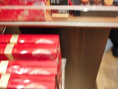 -Laderach 莱德拉(上海环贸iapm店)
