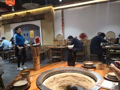 大堂-锅来乐地锅鸡(安亭店)
