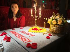 -弦月窗LUNETTE BY AMANDA(复兴路店)