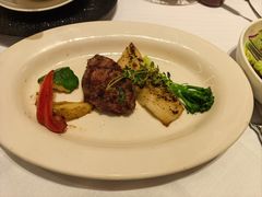 -马克西姆俄罗斯餐厅(通亚街店)