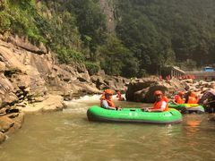 -雅鲁激流探险漂流