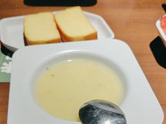 -豪客来牛排(空港华联店)
