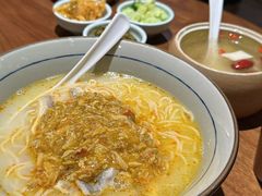 -蟹黄鱼·海派深夜面馆(巨鹿路店)