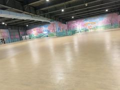 -极限PLAY运动娱乐新世界·团建派对潮玩休闲馆·室内蹦极高空游乐园