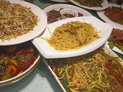-吴记酱骨炖菜馆(康安路店)