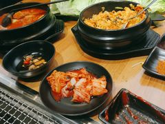 -肉甲韩国木炭烤肉(新壹街1店)