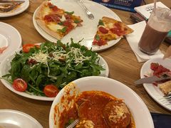 -城市大道红炉披萨烘焙坊