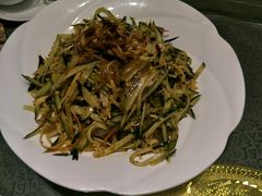 -嘎吧锅私家菜馆(新村十区店)