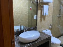 -清水湾酒店(深圳横岗塘坑地铁站店)