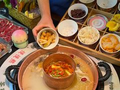 -菌自由丨野生菌火锅特色庭院餐厅(丽江古城店)