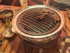 -叽叽扎扎烤肉场(生态城万达店)