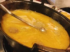 -鲜入围煮花胶鸡海鲜火锅