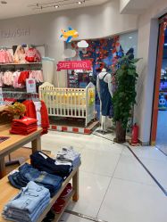 -乐友孕婴童(勒泰中心店)
