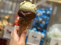 重黑巧克力口味冰淇淋-VENCHI 闻绮(上海佛罗伦萨小镇店)