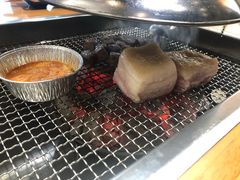 -肉甲韩国木炭烤肉(新壹街1店)