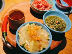猫儿山的小黄牛-吃饭皇帝大土家民族菜(正大广场店)