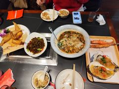-鸭绿江海鲜烧烤大排档(杏林街店)