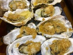 剁椒生蚝-老东镇啤酒屋海鲜加工·蒸汽海鲜·海鲜烧烤(台东店)