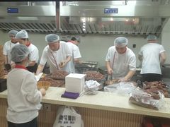 -闫家驴肉老店(华电一校店)