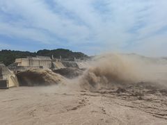 -黄河小浪底水利枢纽风景区
