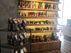 零售区-星巴克臻选(湖滨道店)