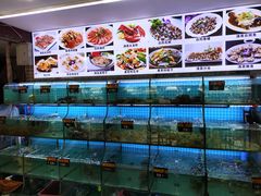 -覃记海鲜美食餐厅