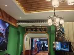 -沸炉重庆老火锅(军事博物馆店)