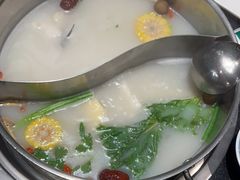 -江小渔鲜鱼火锅(西二道街店)