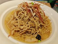 -吴越荣记苏州菜·松鼠桂鱼100%活鱼现做(斜塘老街店)