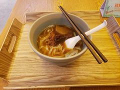 -美食小镇·观赏珍稀鸟类·长隆熊猫酒店