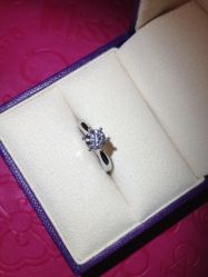 -威德钻石-克拉钻大本营(南京东路店)