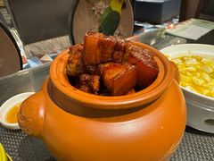 -月枫江南小馆(绿地缤纷广场店)